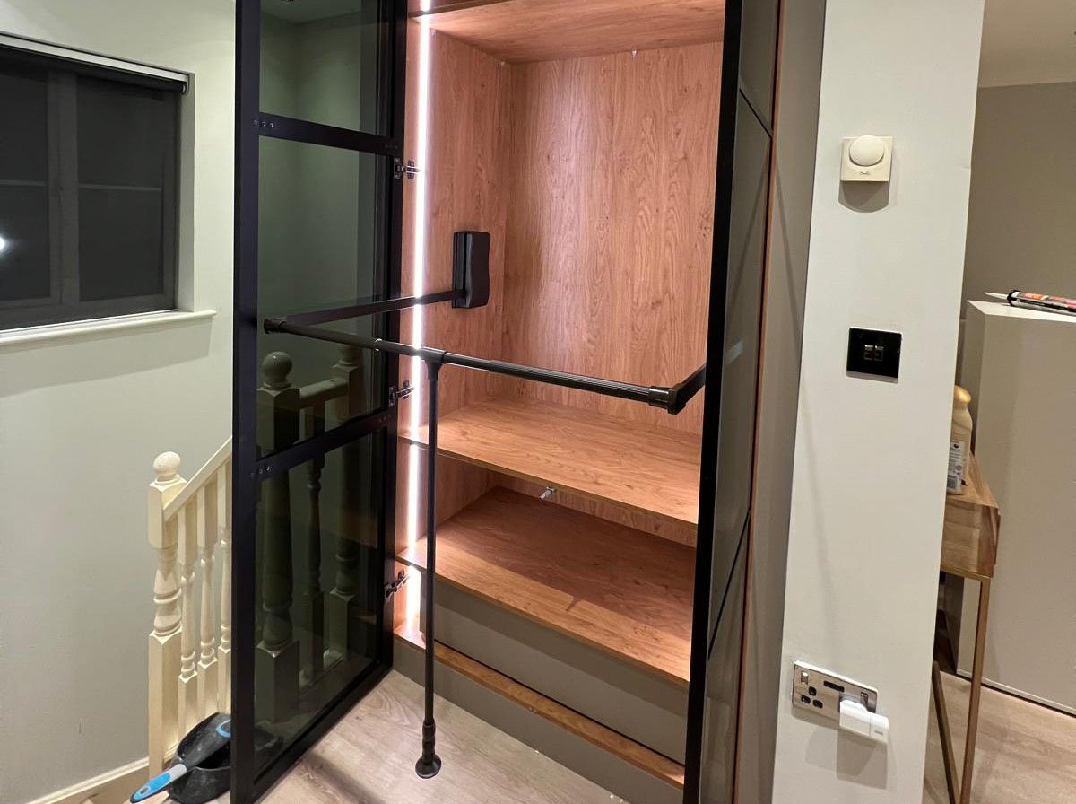 Image hover effect image